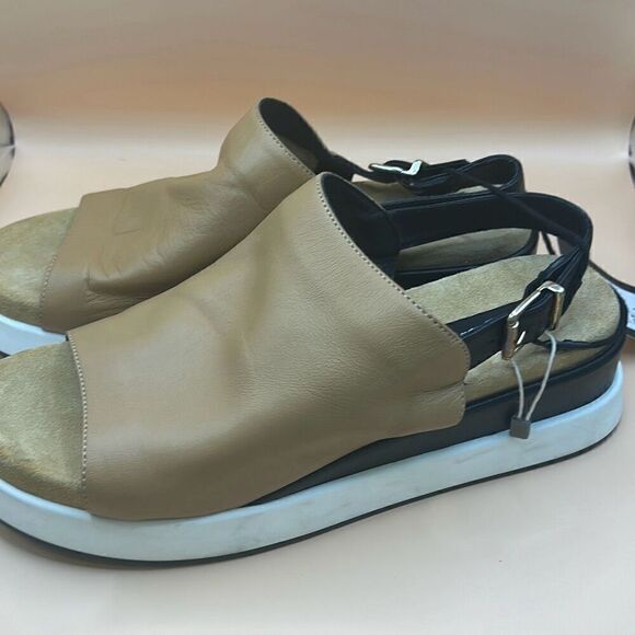 Tosca Blue TB Studio Women's 40 Chunky Sling Back Sandals Sand Beige Colorblock - Picture 11 of 13